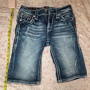 Rock revival ferry Denim Distressed Shorts midsize Bermuda